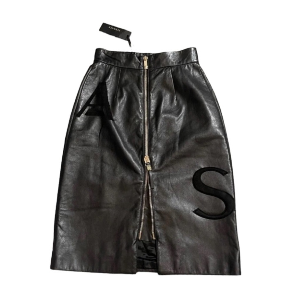 NWT Versace leather skirt size 38 which is a size 0. - Picture 2 of 4